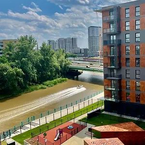 Jesionowe Apartamenty Nad Odra, Stare Miasto, Sauna W Jednym Apartamencie, Klimatyzacja , Garaz Podziemny 0 Zl, Odra River , Old Town, New Building, Air Conditioning, Sauna In One Apt, Underground Garage Free Vratislav